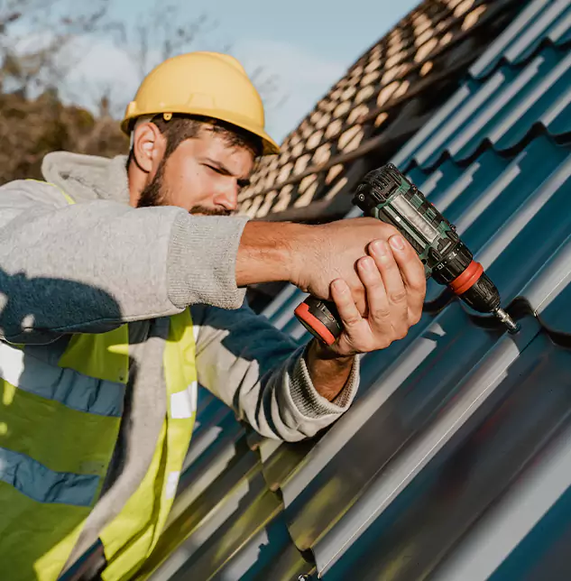 Hoffman Estates Homeowners Count on Hoffman Estates Roofing Pro for Steel Roofing Excellence