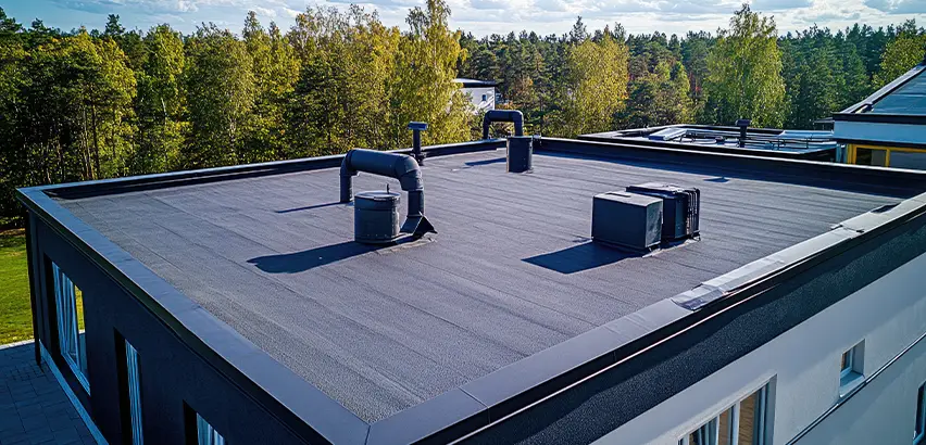 Professional Flat Roof Replacement Services in Hoffman Estates, IL