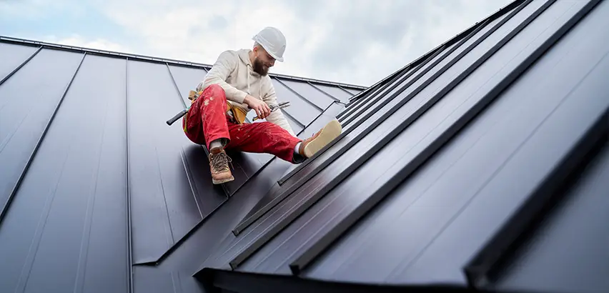 Professional Roof Valley Installation Services in Hoffman Estates, IL