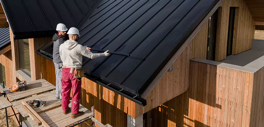 Metal Roof Maintenance in Hoffman Estates