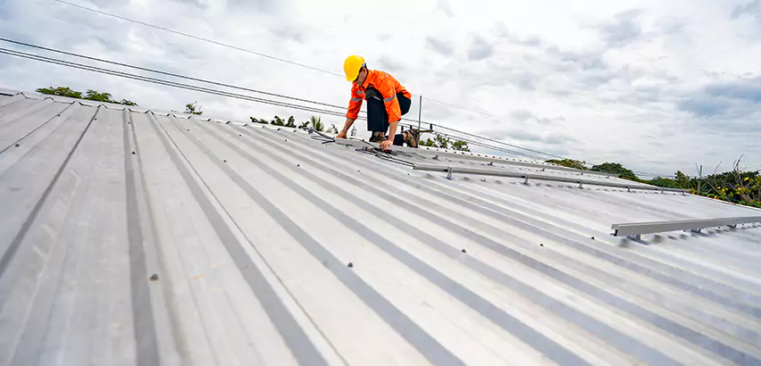 Metal Roof Repairs in Hoffman Estates