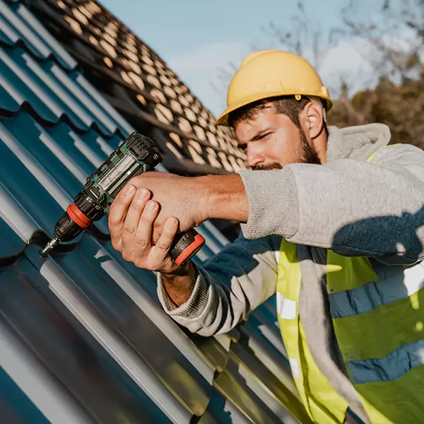 Why Hoffman Estates Homeowners Choose Hoffman Estates Roofing Pro for Steel Roof Repair Service?